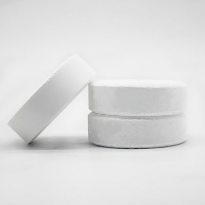 Tabuletas 90% disponíveis ácidas Trichloroisocyanuric do cloro da piscina dos produtos químicos TCCA